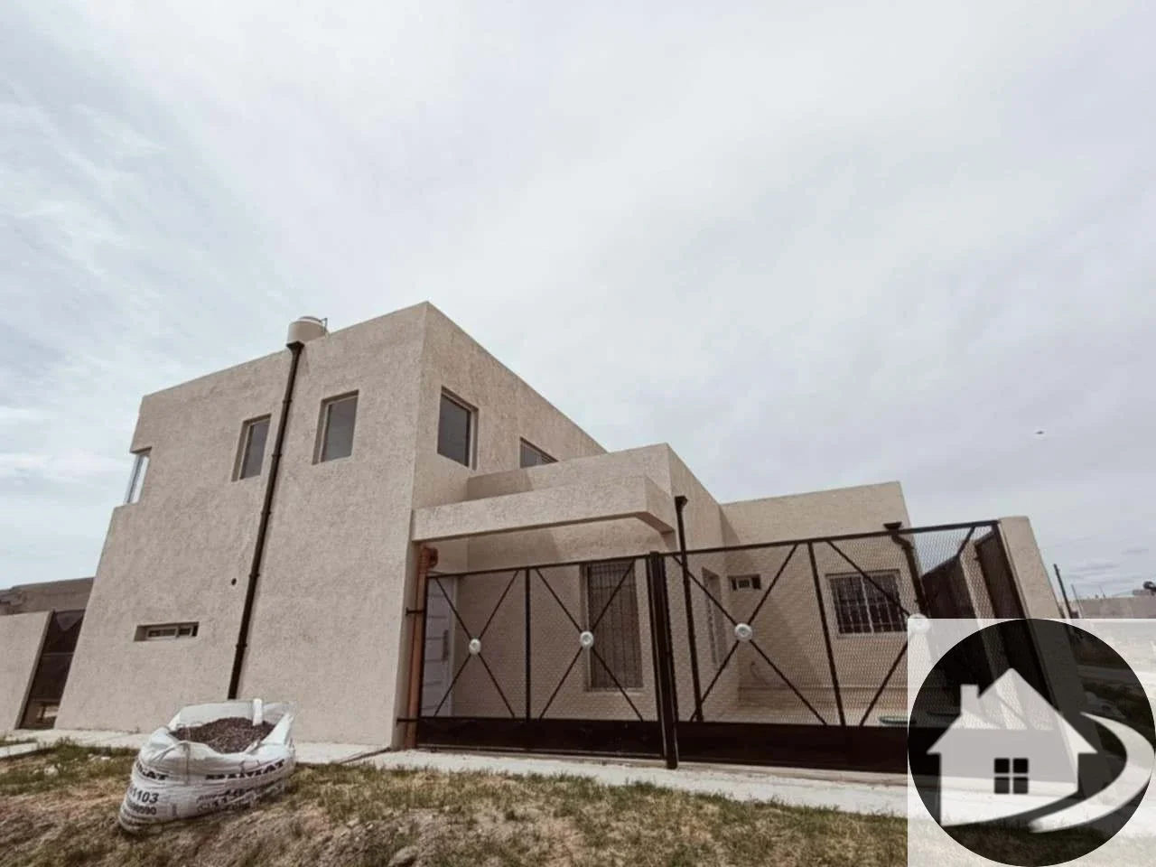 OPORTUNIDAD Casa en venta de 4 dormitorios c/ cochera en San Vicente - Imagen 5