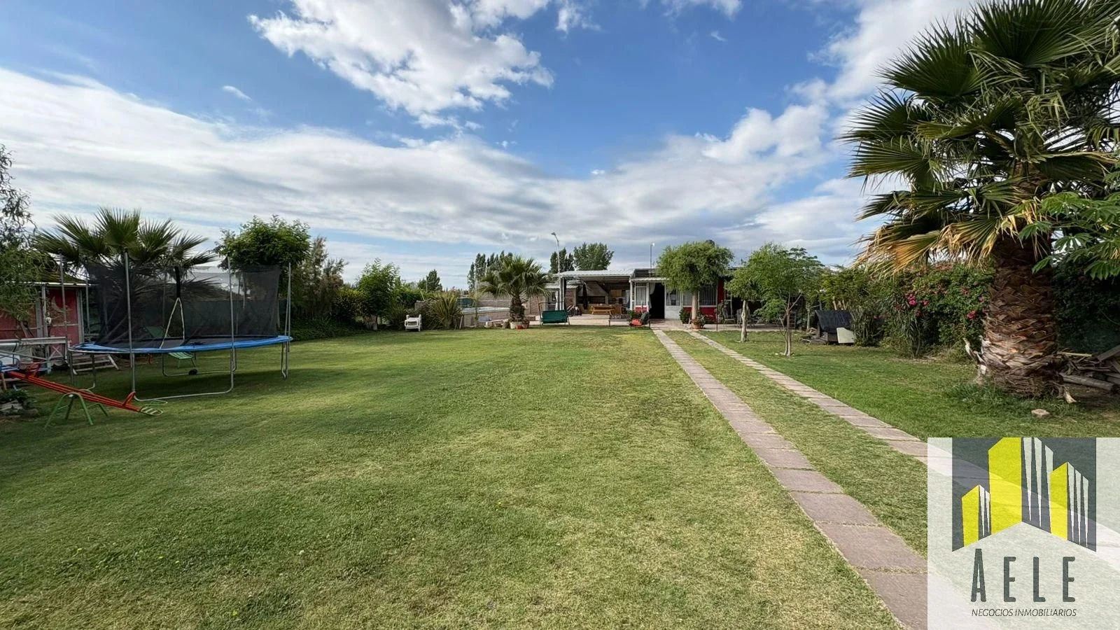 LOTE +QUINCHO+PILETA EN VENTA - 1000 M2 TERRENO 155 CUB- GUAYMALLEN-MENDOZA - Imagen 3