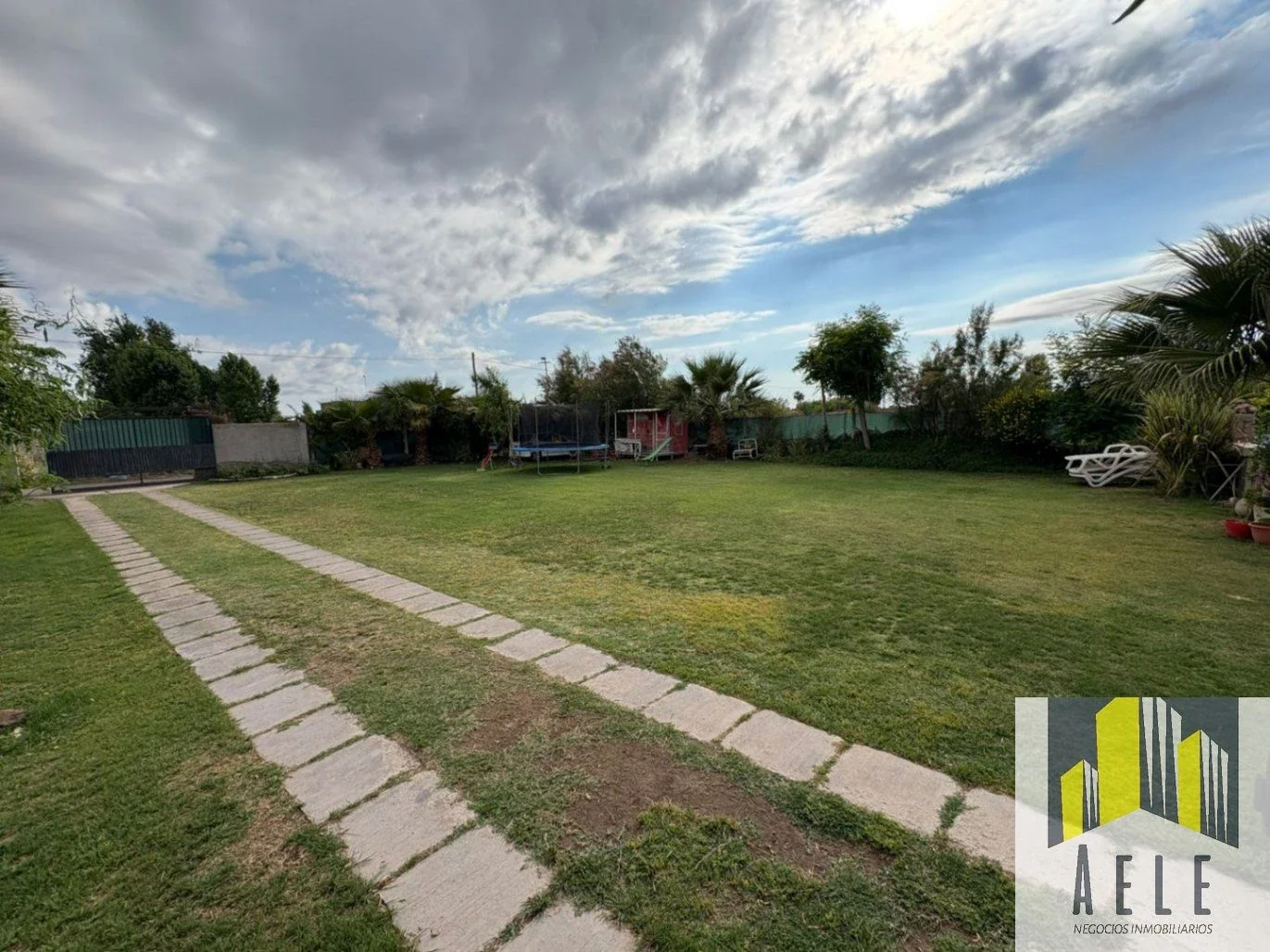 LOTE +QUINCHO+PILETA EN VENTA - 1000 M2 TERRENO 155 CUB- GUAYMALLEN-MENDOZA - Imagen 4