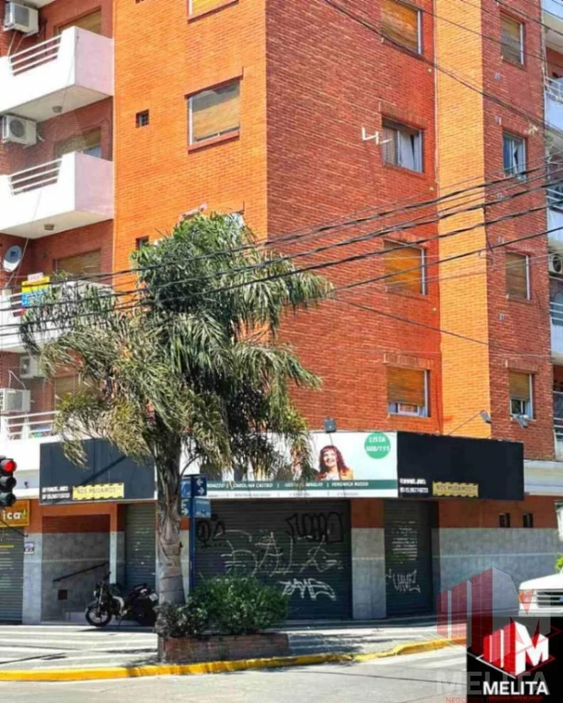 Departamento dos ambientes al frente - Imagen 1
