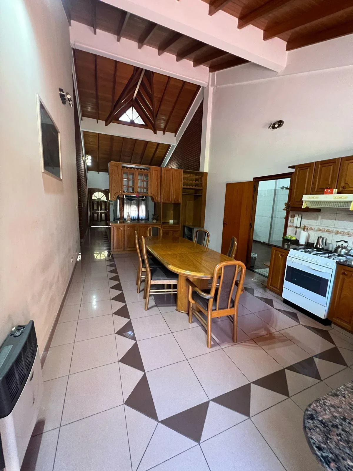 Casa en venta de 3 dormitorios c/ cochera en Tapiales - Imagen 4