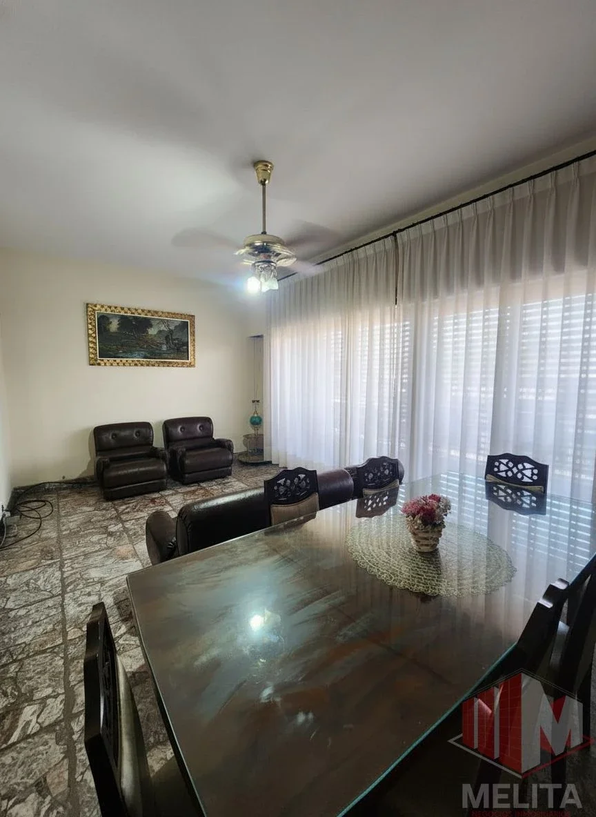Casa en venta c/ local en Tapiales - Imagen 2