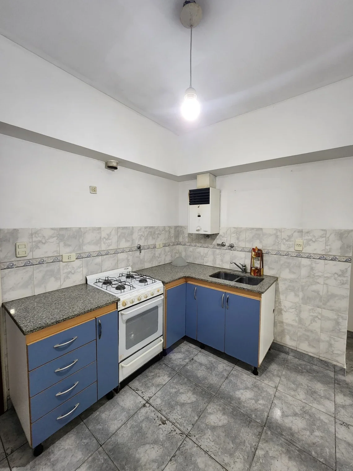 Departamento  dos ambientes al frente - Imagen 5