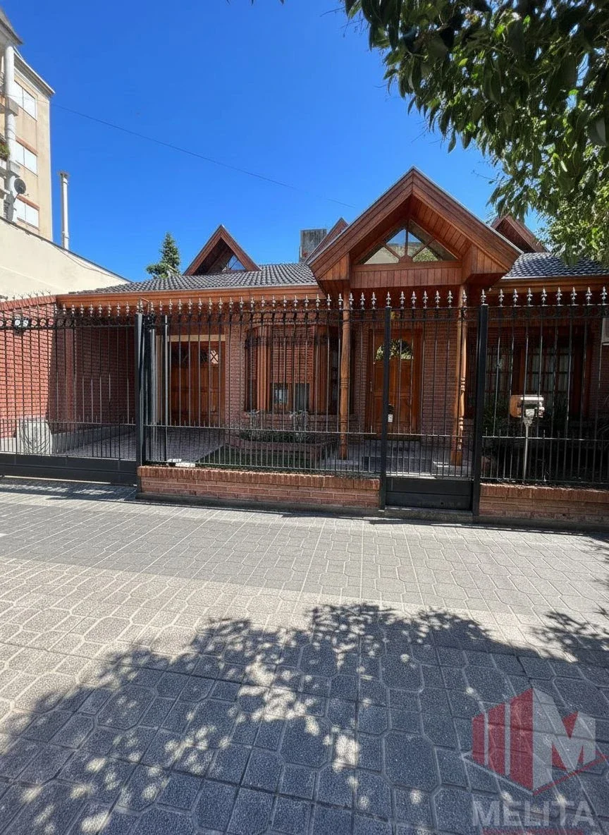 Casa en venta de 3 dormitorios c/ cochera en Tapiales - Imagen 1