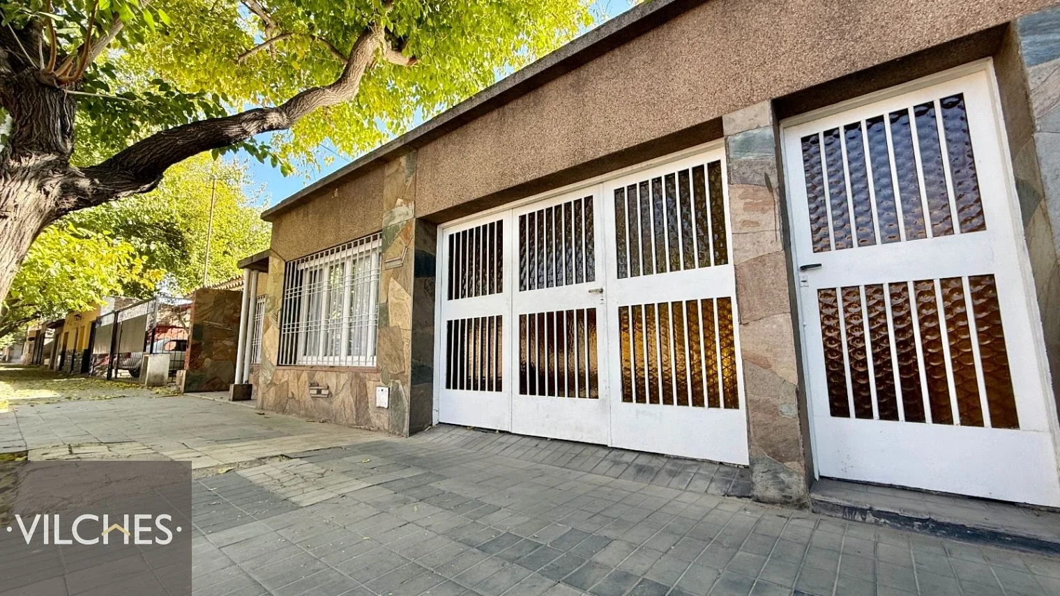 Casa en venta de 3 dormitorios c/ cochera en 4.ª Sección Área Fundacional - Imagen 3
