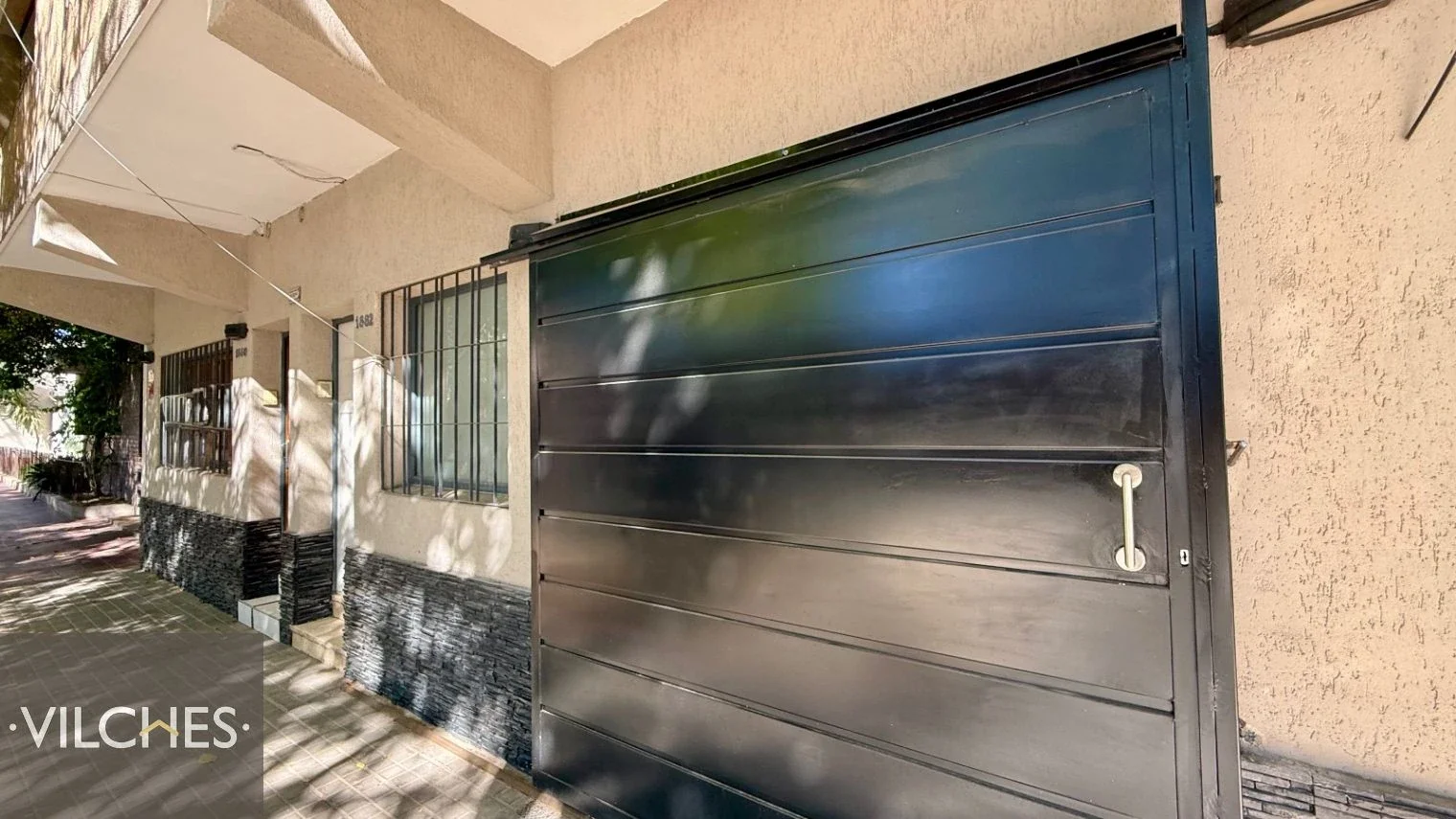 Casa en venta c/ cochera en 3.ª Sección Parque O Higgins - Imagen 1