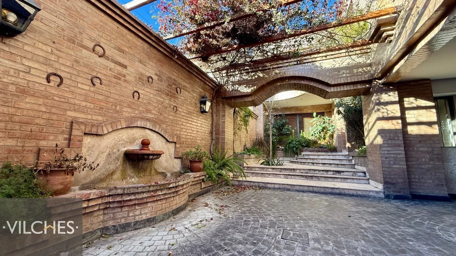 Casa en venta c/ cochera en 5.ª Sección Residencial Sur - Imagen 2