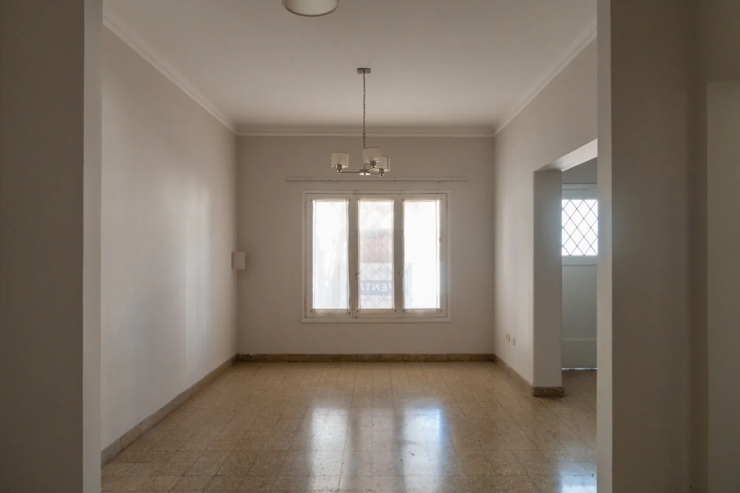 Casa en venta de 2 dormitorios c/ cochera en Junín - Imagen 2
