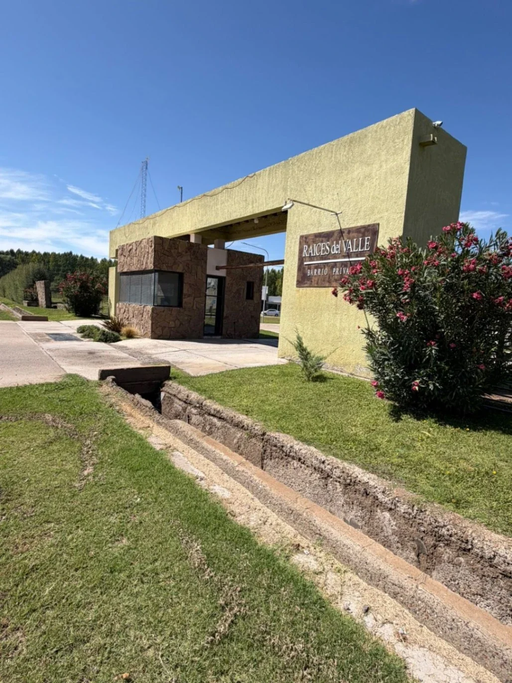 Terreno / Lote en venta de 450.65m2 ubicado en Raices del Valle - Imagen 2