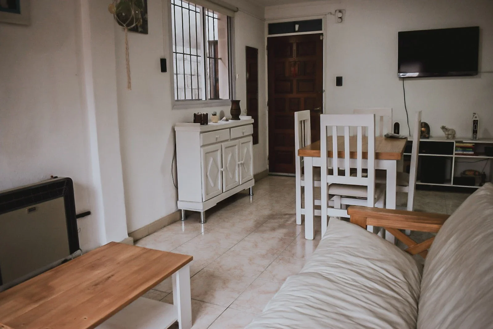 Casa en venta c/ cochera en Tunuyán - Imagen 2