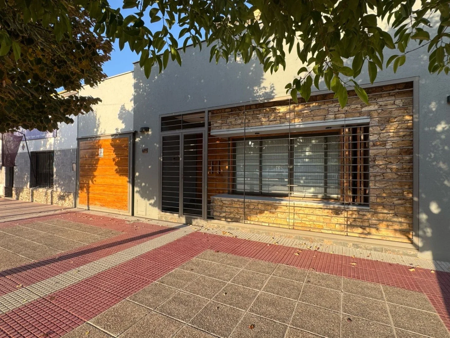 Casa en venta de 3 dormitorios c/ cochera en Tunuyán - Imagen 1