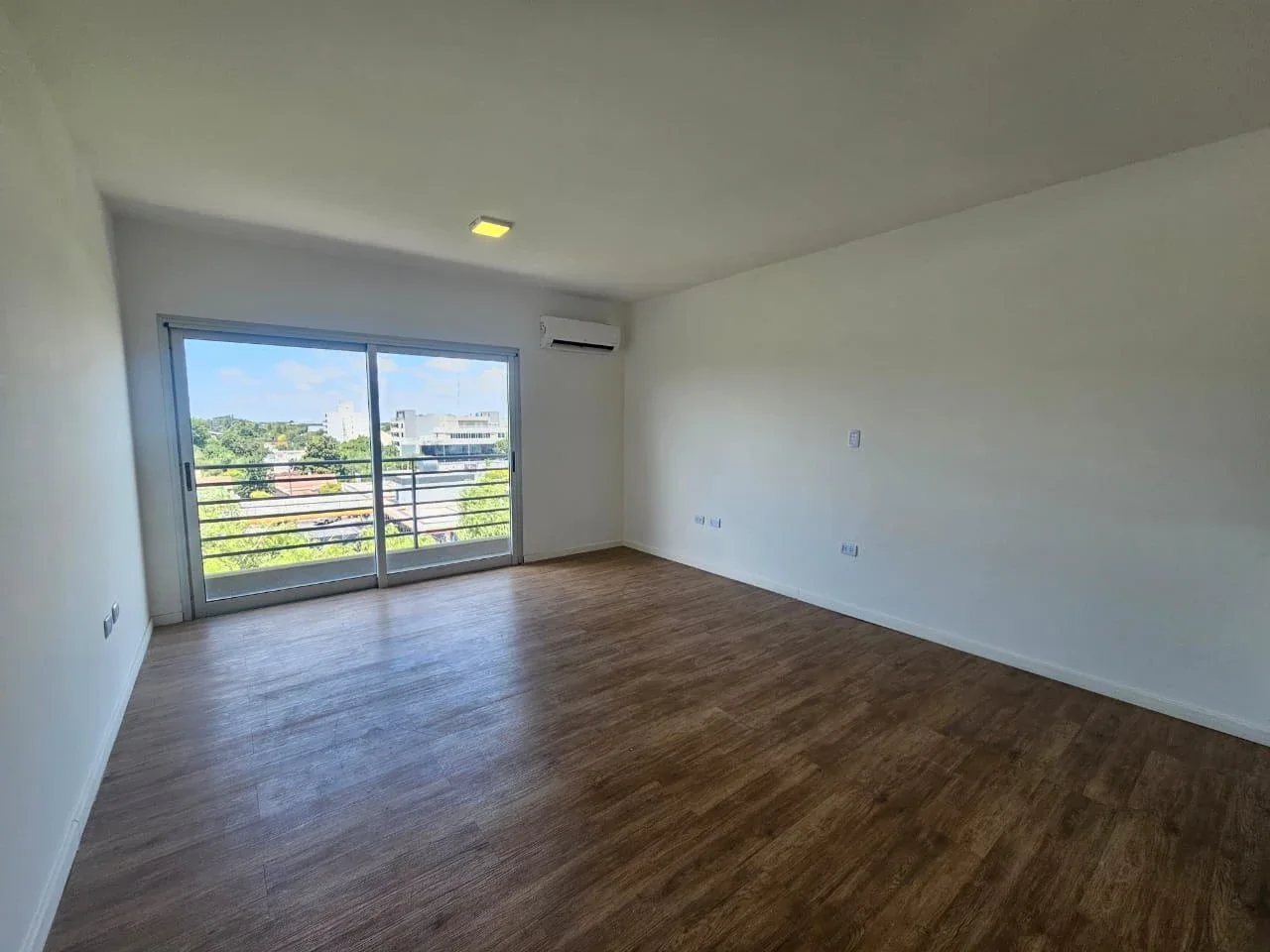 Alquiler de departamento con cochera Escobar - Imagen 5