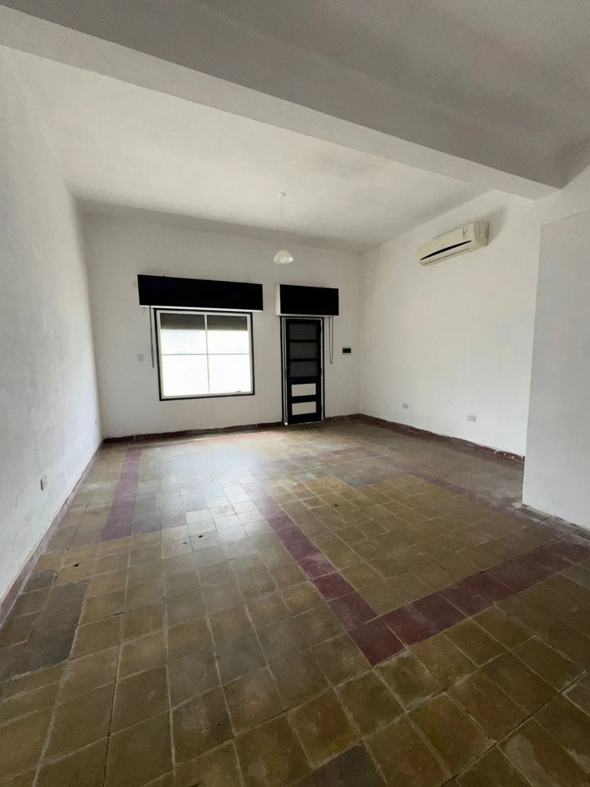 Local comercial en alquiler ubicado en Punta Alta - Imagen 3