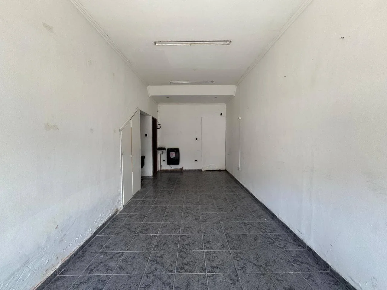 Local comercial en alquiler ubicado en Punta Alta - Imagen 3