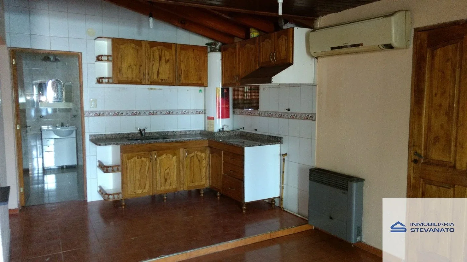 Casa en venta c/ cochera en Coquimbito - Imagen 2