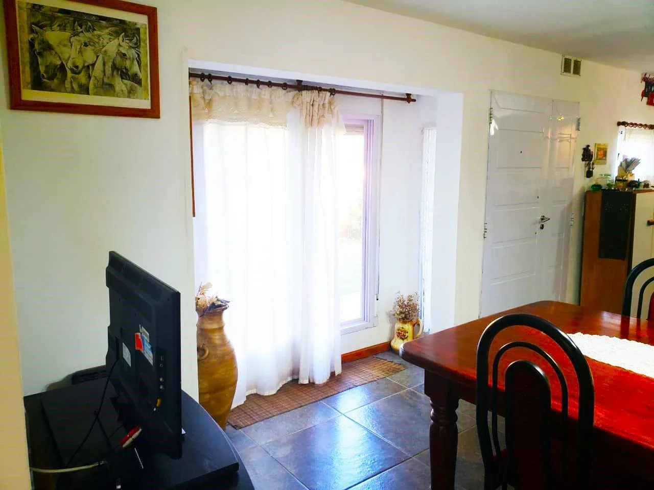 Casa en venta de 2 dormitorios c/ cochera en La Falda - Imagen 4