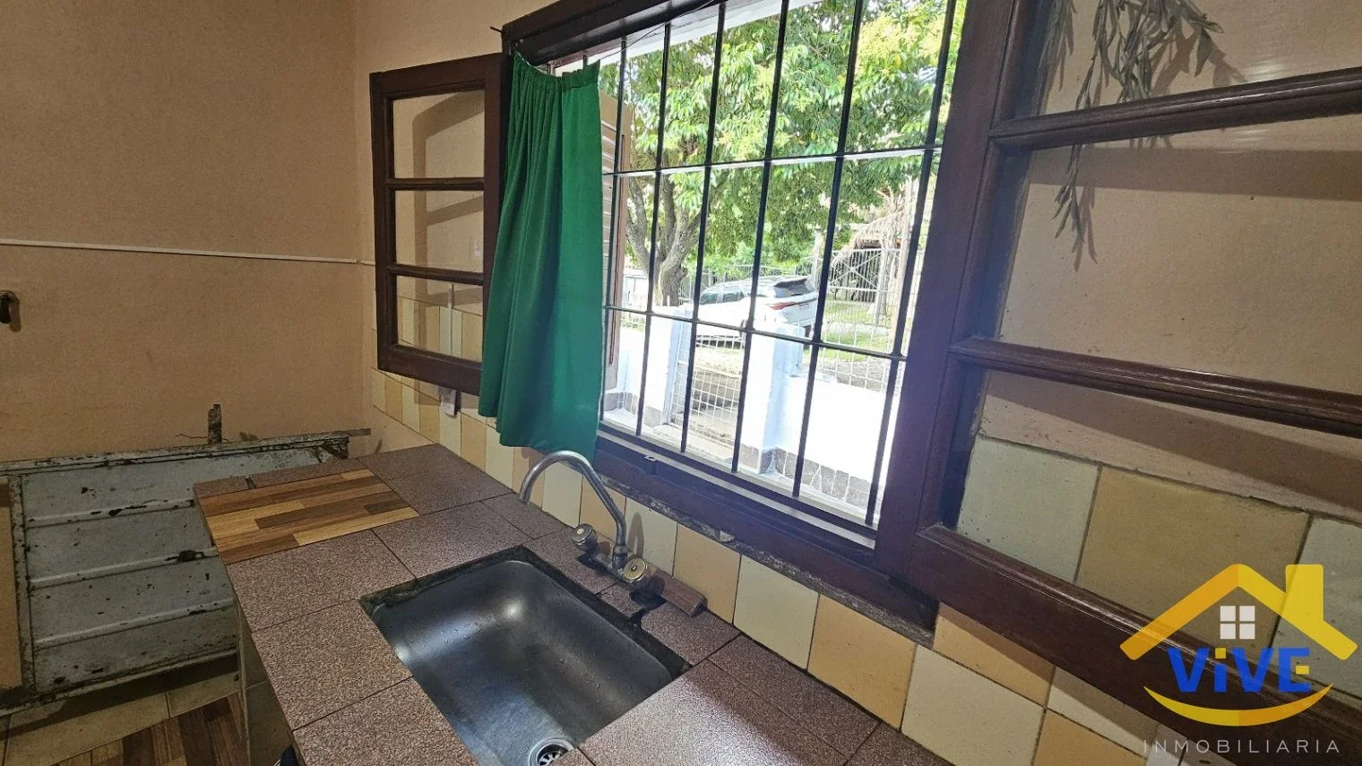 Casa en alquiler en La Falda - Imagen 4