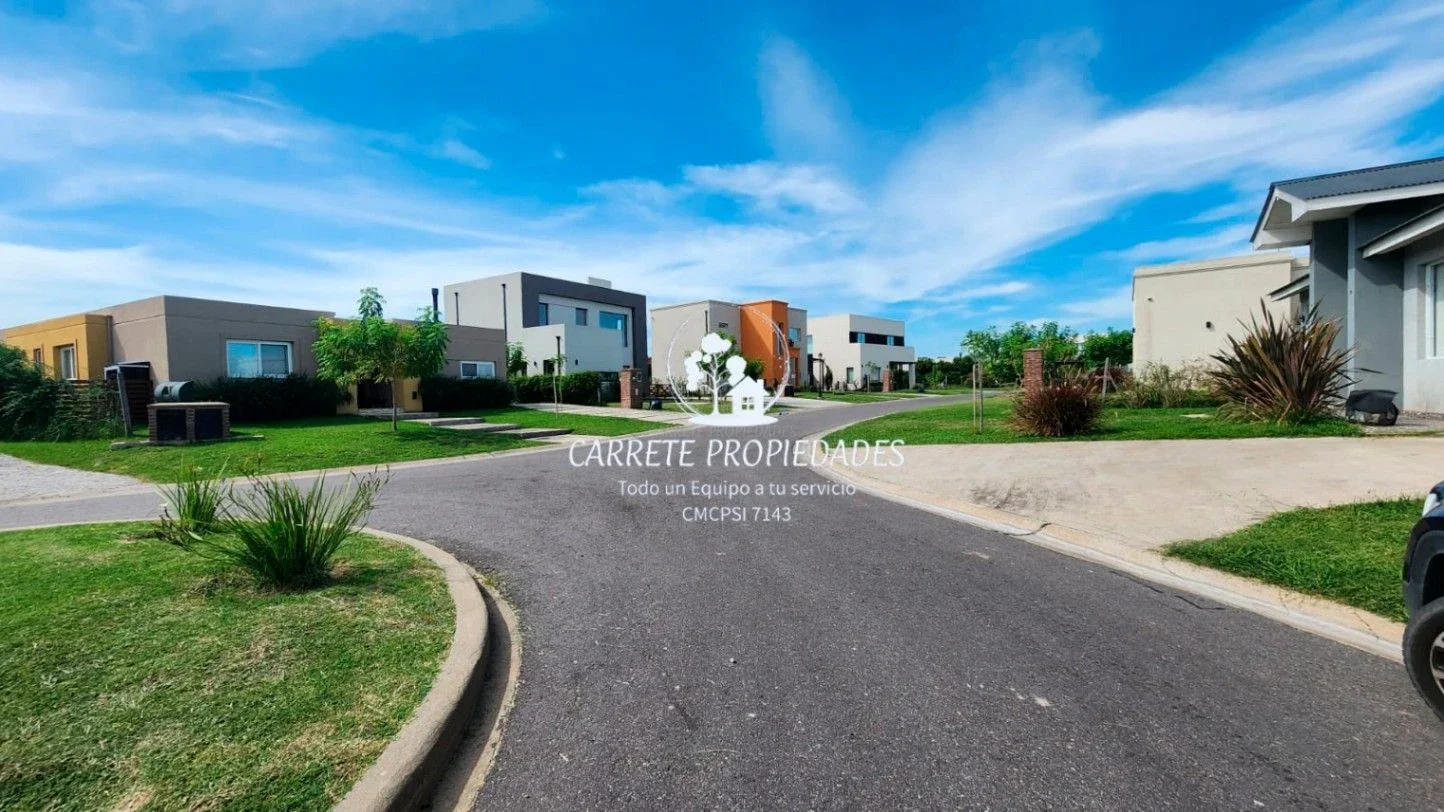 OPORTUNIDAD! Lote en venta de 670m2. Interno. Barrio San Ramiro. - Imagen 4