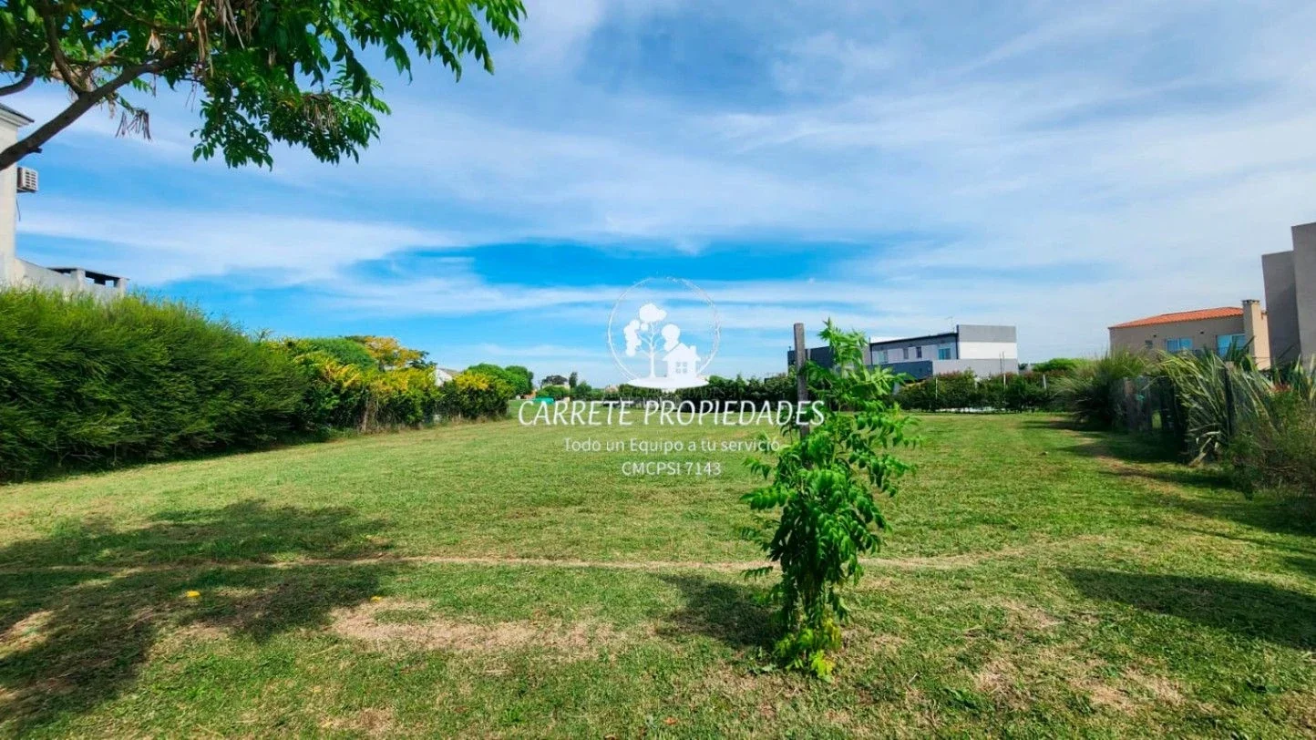 OPORTUNIDAD! Lote en venta de 670m2. Interno. Barrio San Ramiro. - Imagen 2