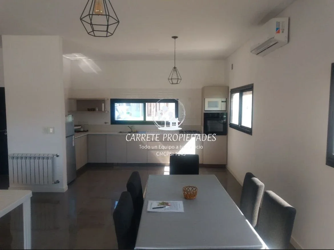 Casa en VENTA de 4 ambientes y pileta. Barrio San Ramón. Pilar del Este. - Imagen 4