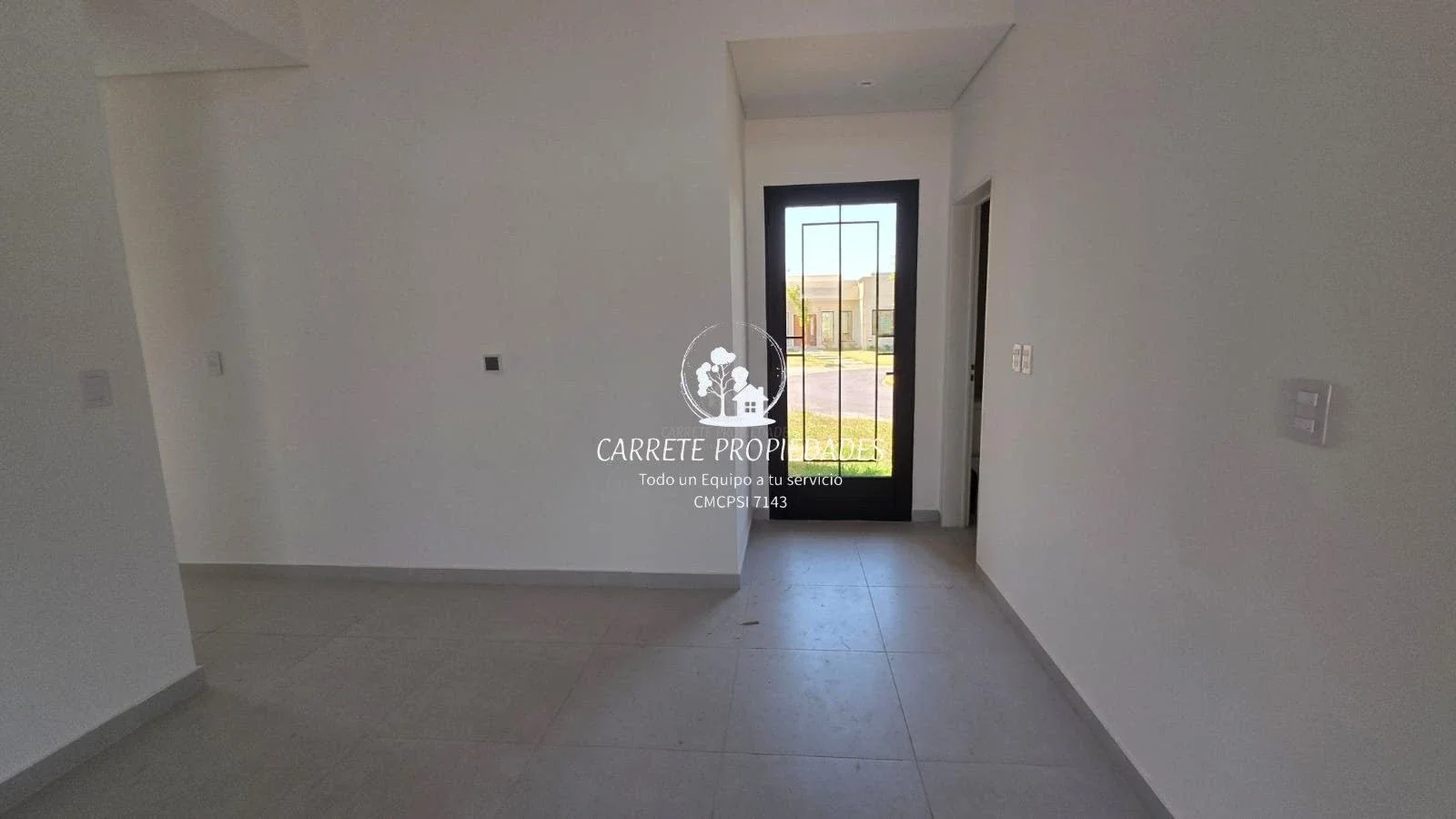 Casa en venta de 5 ambientes. Barrio Santa Elisa. Pilar del Este. - Imagen 3