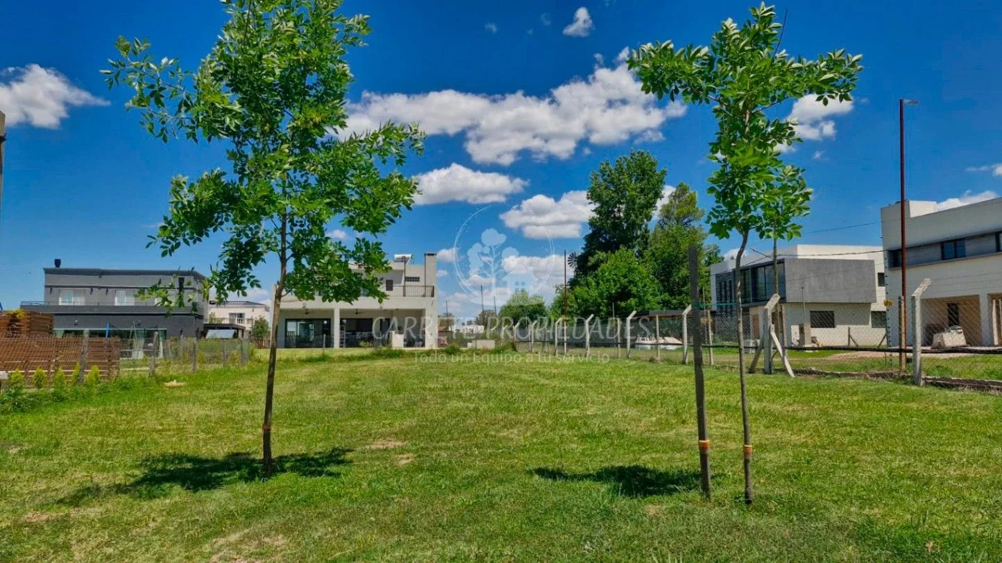 Oportunidad! Lote en Venta Santa Lucia. Pilar del Este. - Imagen 2
