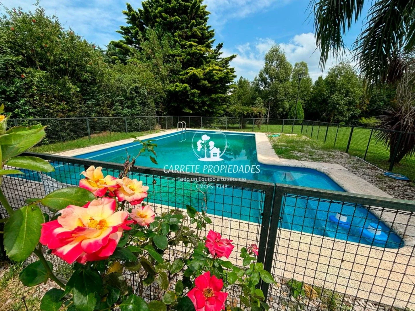 Casa quinta en venta sobre 2000m2 de parque. Barrio Parque Las Lomadas. Cardales - Imagen 2
