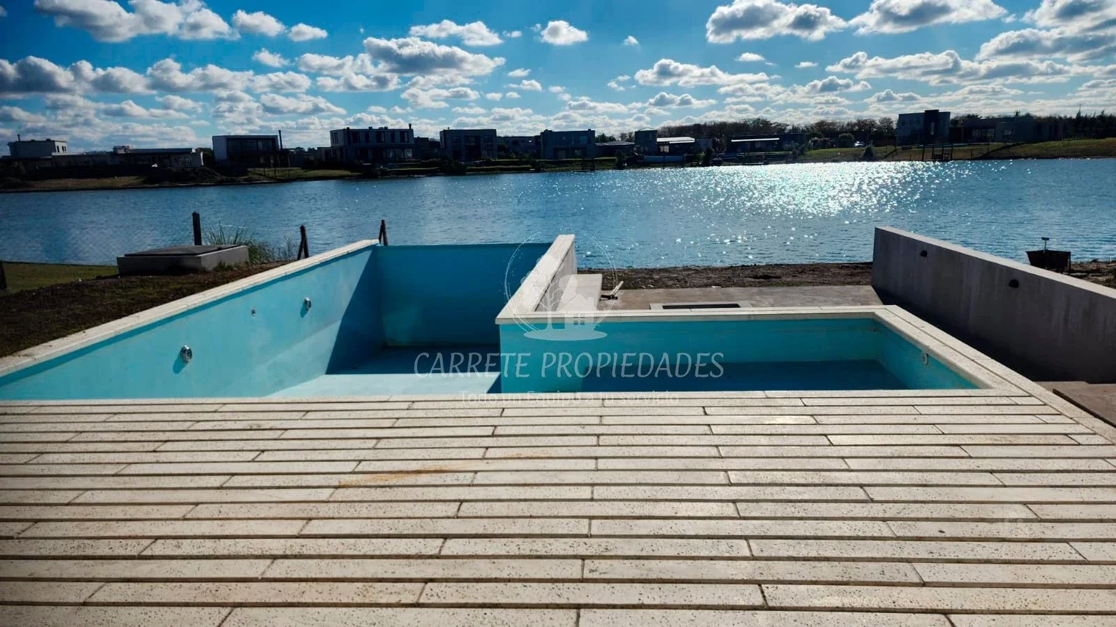 Casa en venta de 4 dormitorios a la Laguna, pileta y fogonero. San Sebastián - Imagen 2