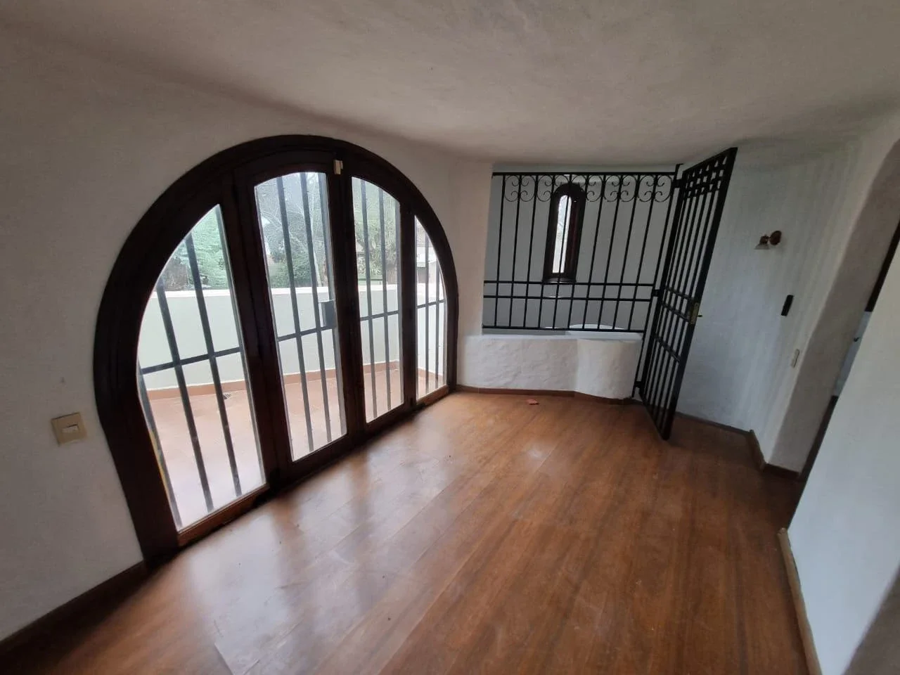 Casa en Venta de 4 dormitorios APTA CREDITO - Imagen 5