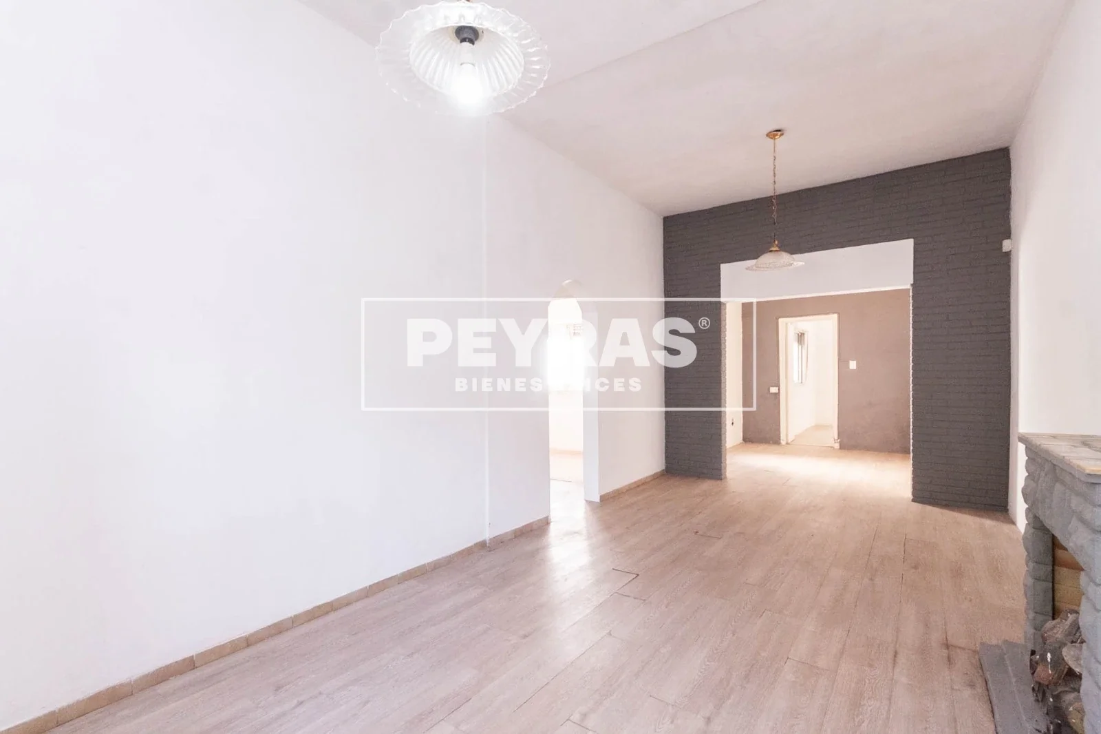 Casa en Venta con Patio, Piscina y Galpón - Imagen 4