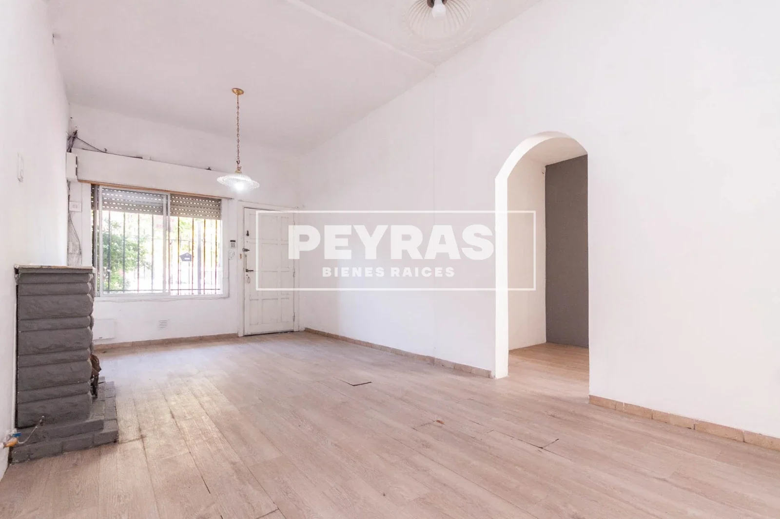 Casa en Venta con Patio, Piscina y Galpón - Imagen 5