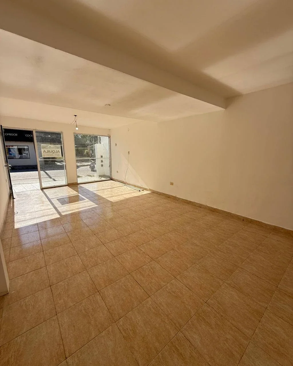 Local comercial en alquiler ubicado en Almafuerte - Imagen 5