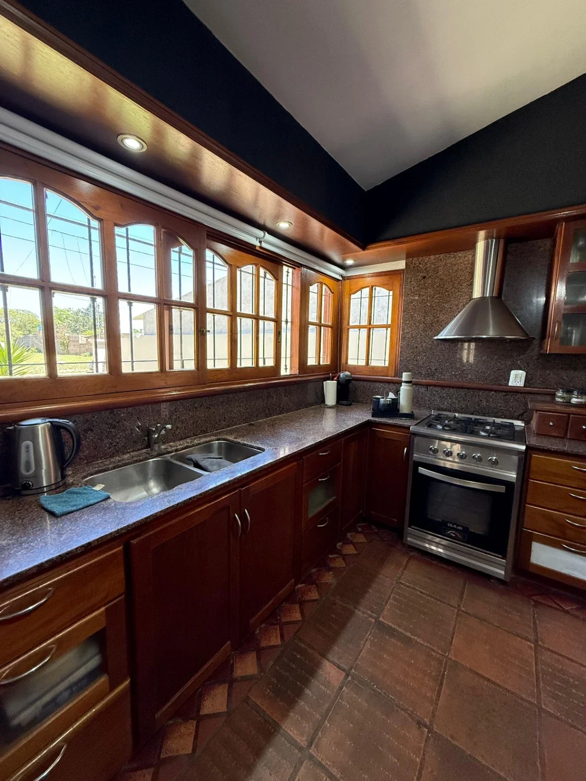 Casa en venta c/ cochera en Almafuerte - Imagen 4