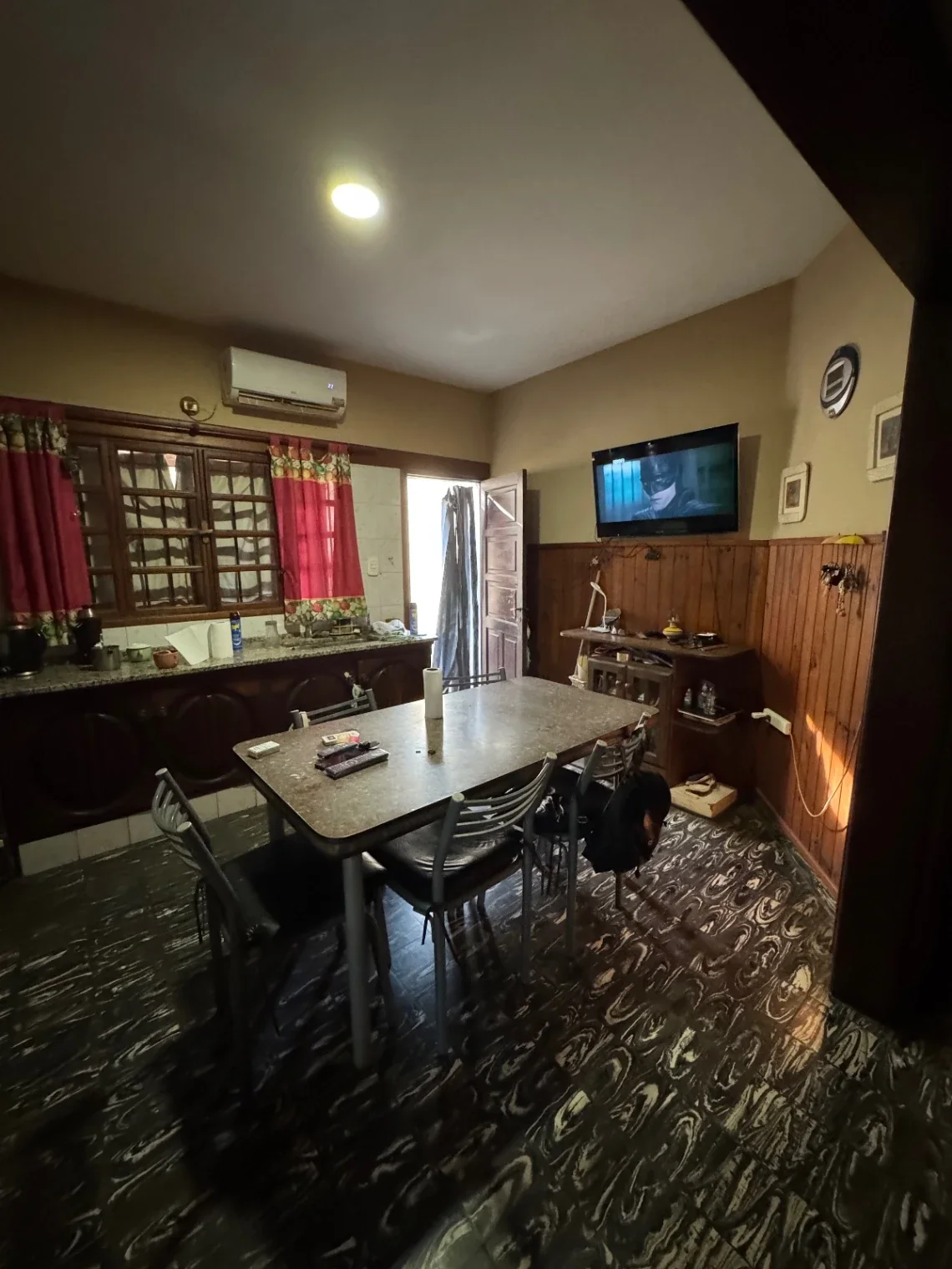 Casa en venta de 3 dormitorios c/ cochera en Almafuerte - Imagen 2