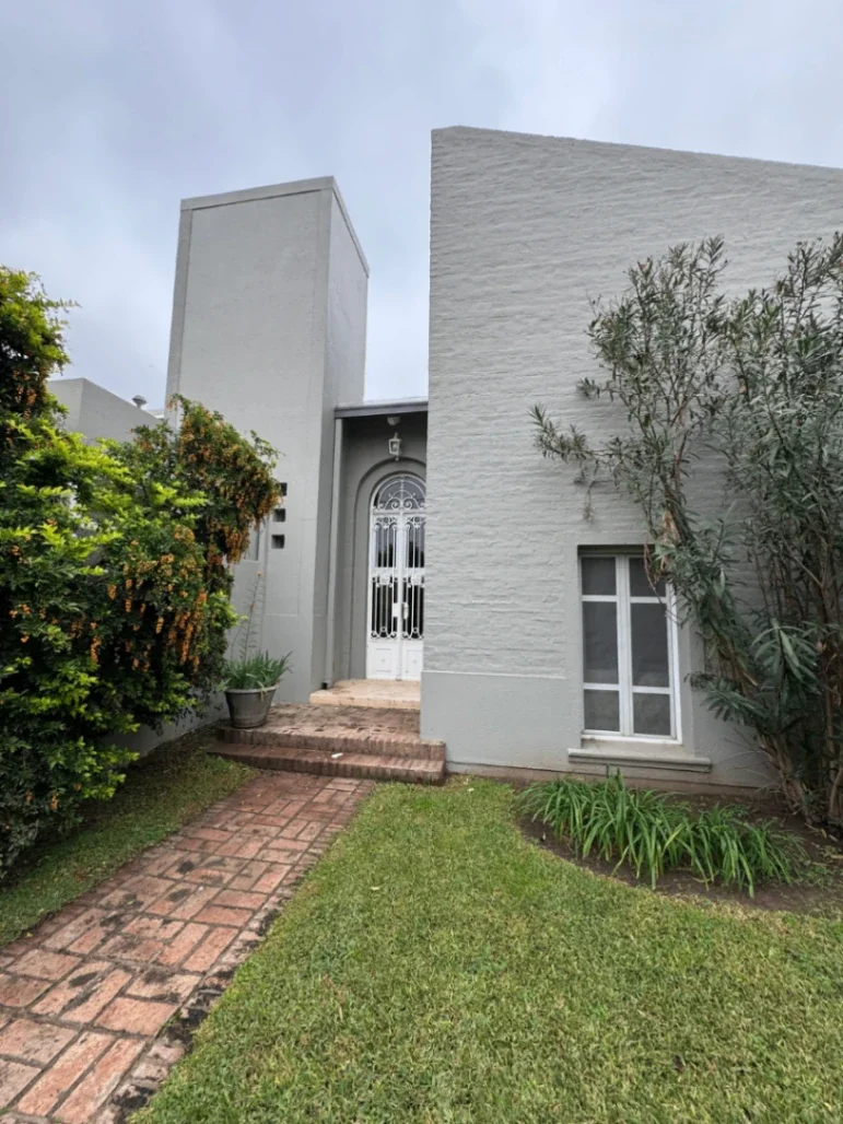 Casa en venta de 3 dormitorios c/ cochera en Río Tercero - Imagen 4