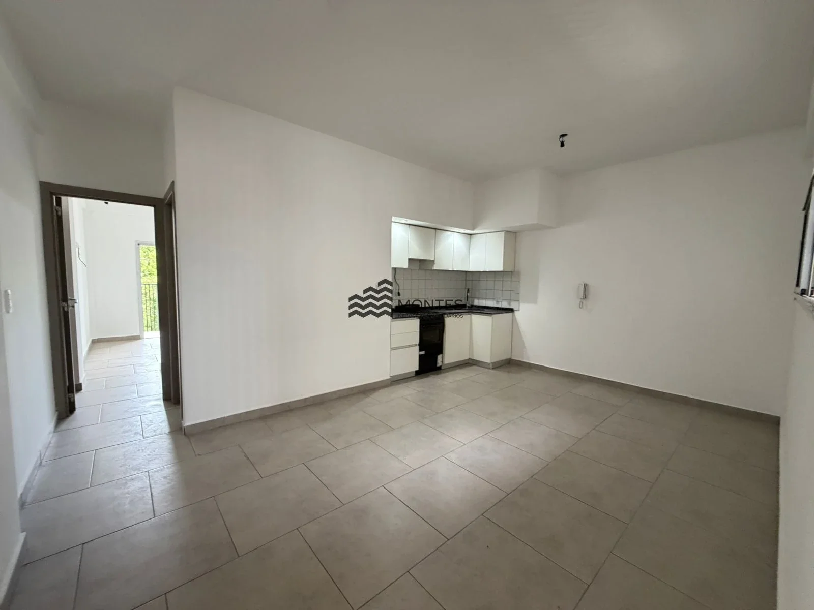 DEPARTAMENTO 2 AMB | COCHERA| BALCON AL FRENTE| VILLA LUZURIAGA - Imagen 2