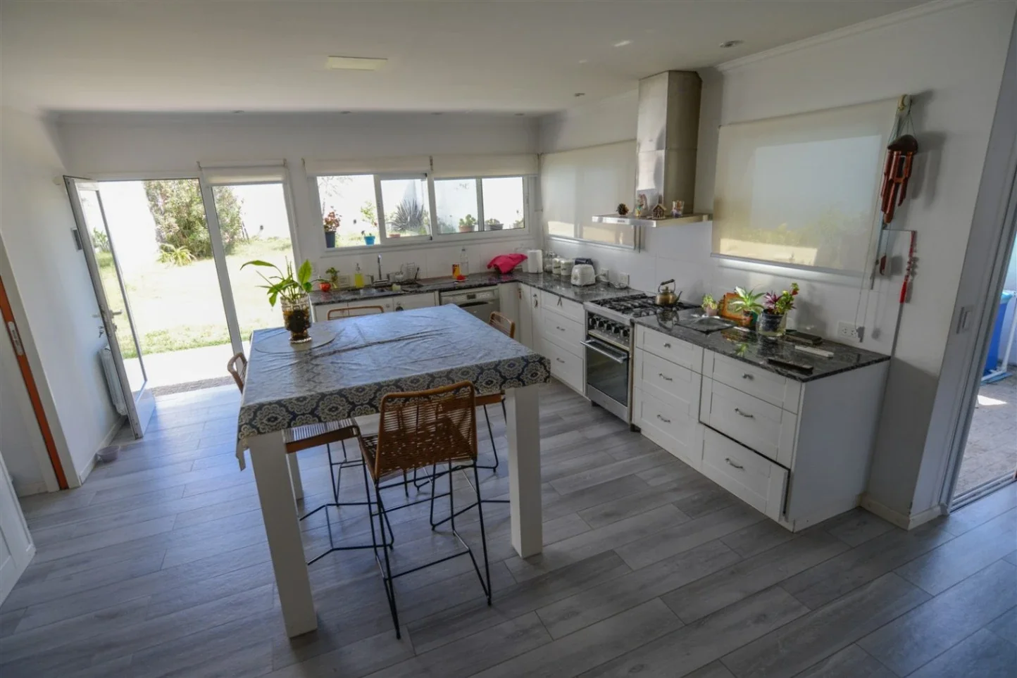 Casa en venta c/ cochera en Punta Alta - Imagen 2