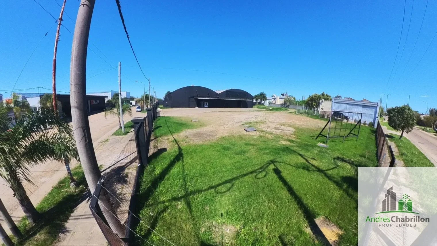 Excelente oportunidad de inversión en Concordia, galpón de 2670m2 cubiertos - Imagen 2