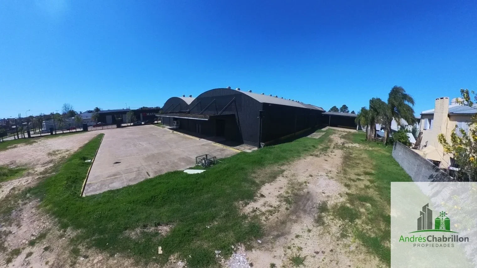 Excelente oportunidad de inversión en Concordia, galpón de 2670m2 cubiertos - Imagen 3
