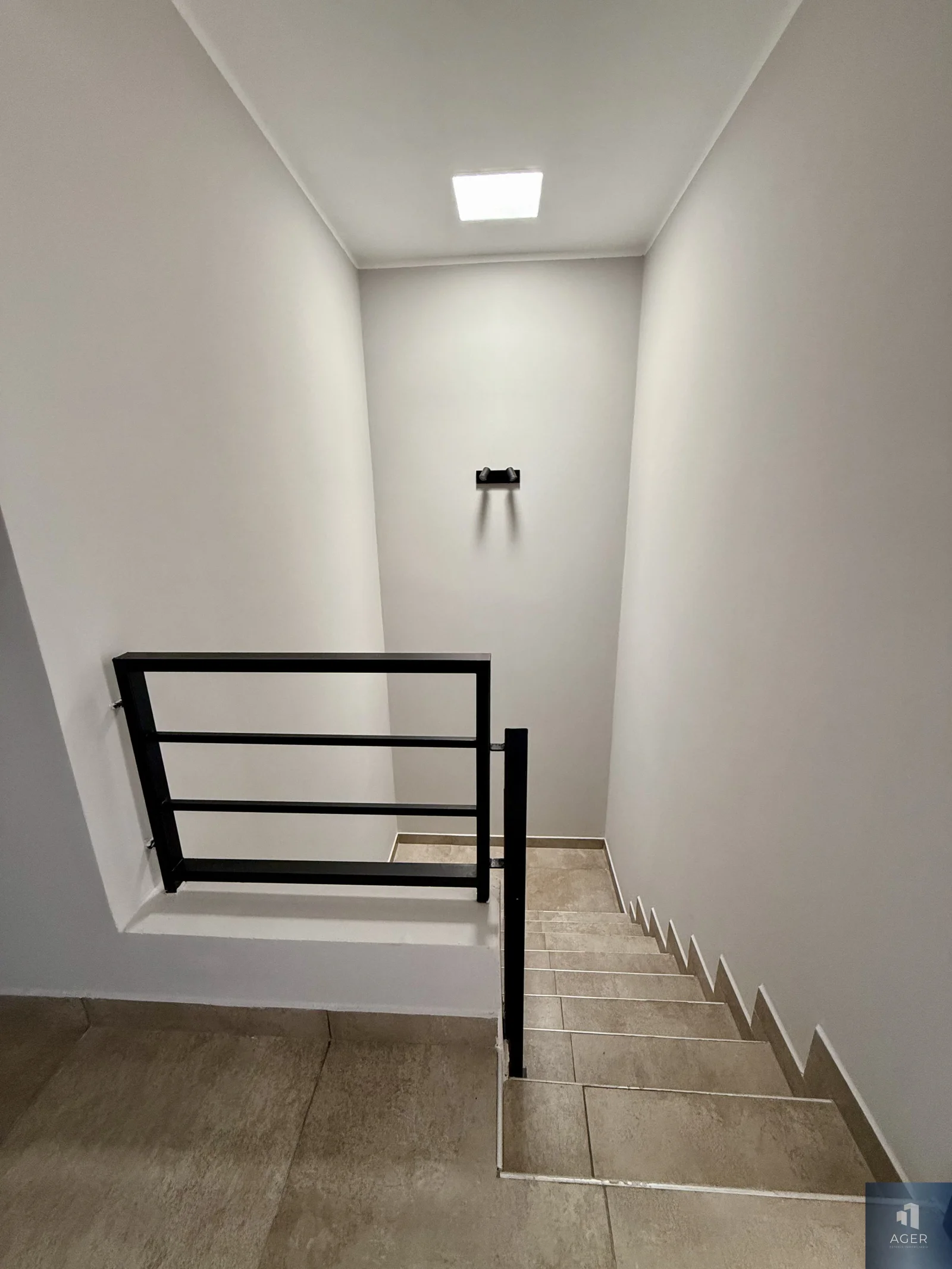 VENDE DÚPLEX A ESTRENAR / ZONA OESTE - Imagen 1
