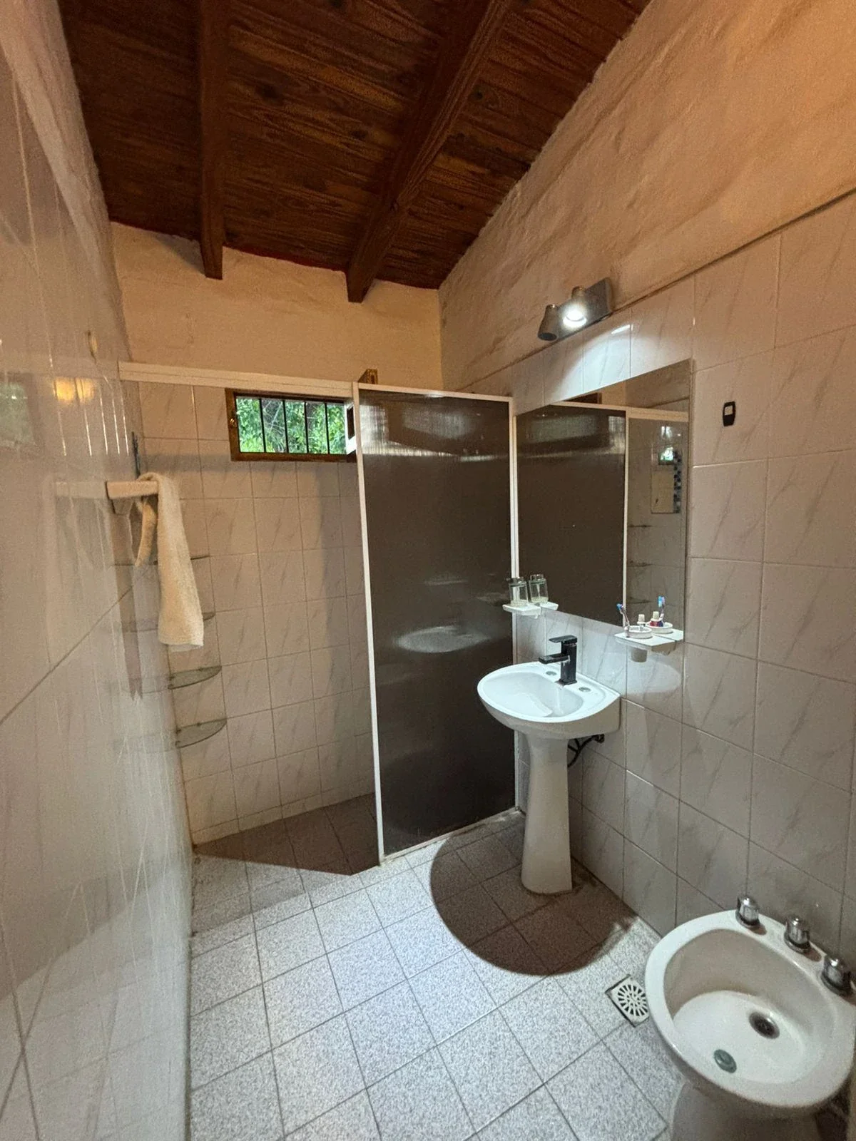 Casa en alquiler c/ cochera en San Rafael - Imagen 3