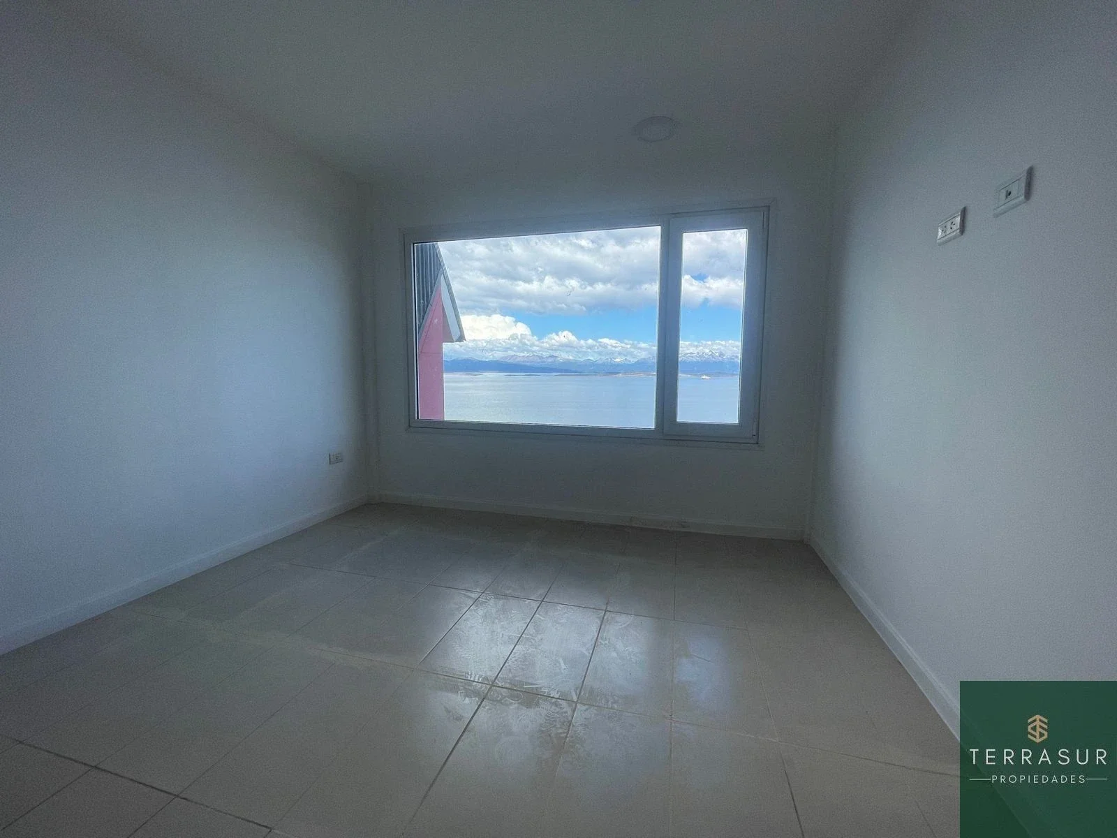 Departamento en venta de 1 dormitorio en Ushuaia - Imagen 3