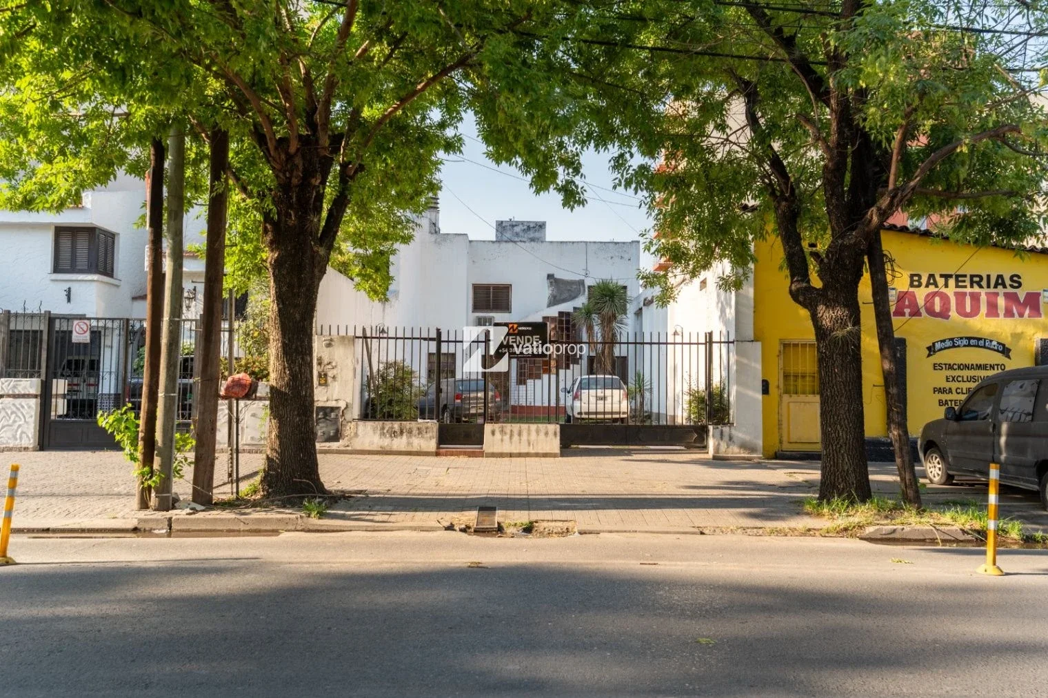 Casa en Av. Belgrano 1540 – Lote de 500 m² con gran potencial - Imagen 1