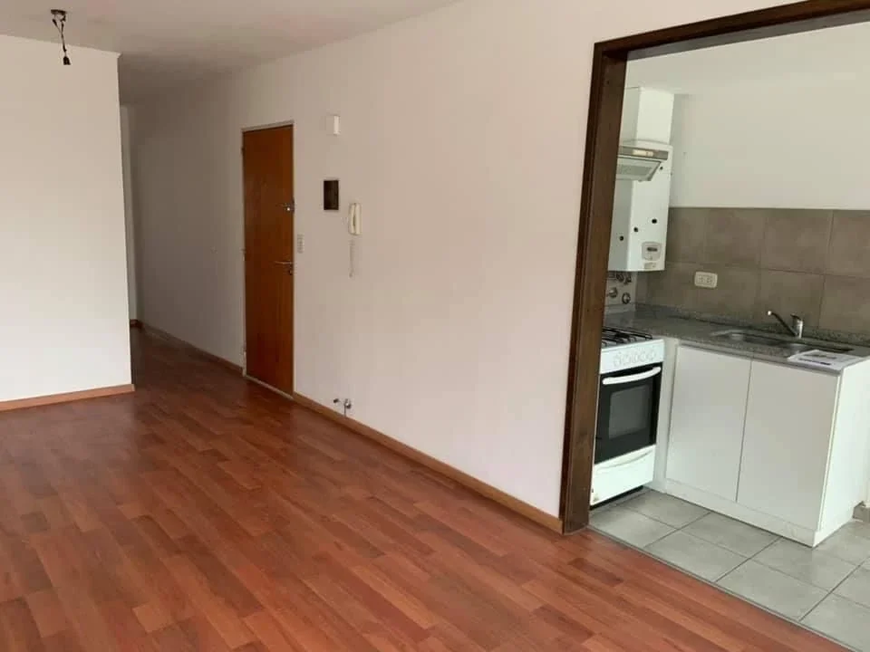 3 de Febrero 431 - Un dormitorio + cochera - Imagen 5