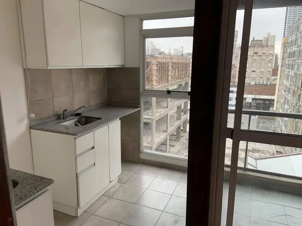3 de Febrero 431 - Un dormitorio + cochera - Imagen 3