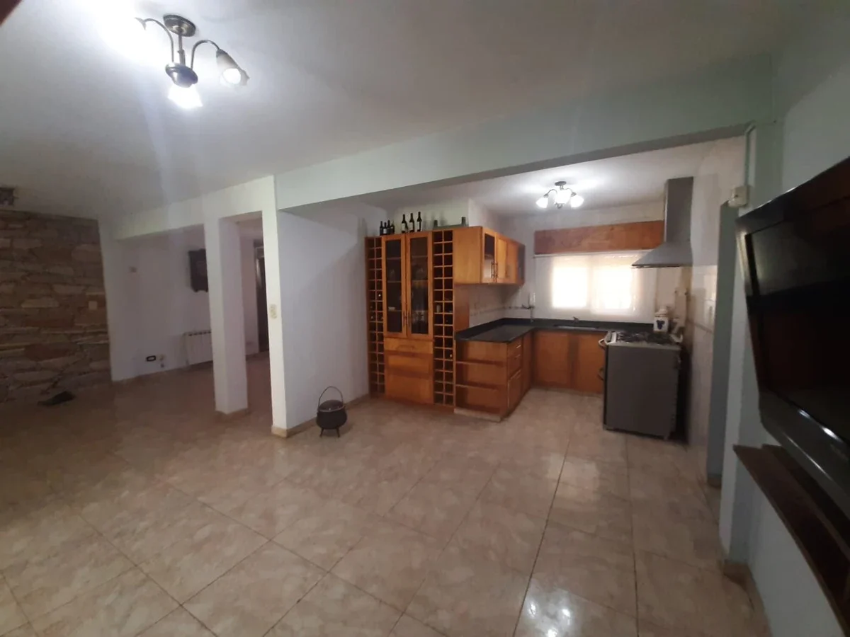 Hermoso Chalet En Venta Escobar - Imagen 4