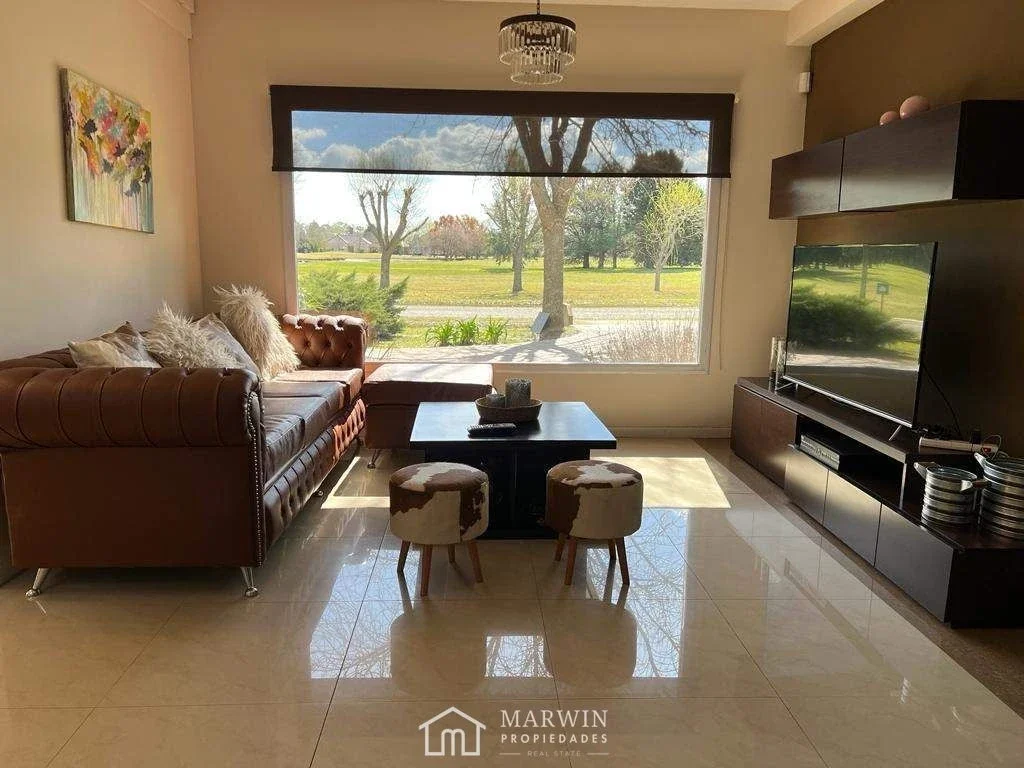 Casa en venta de 3 dormitorios c/ cochera en Haras del Sur - Imagen 3
