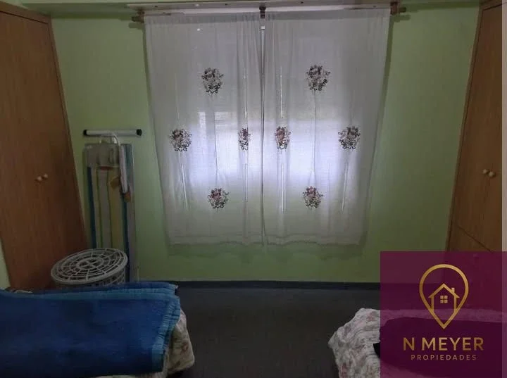 Chalet en venta c/ cochera, Lomas Del Golf - Imagen 1