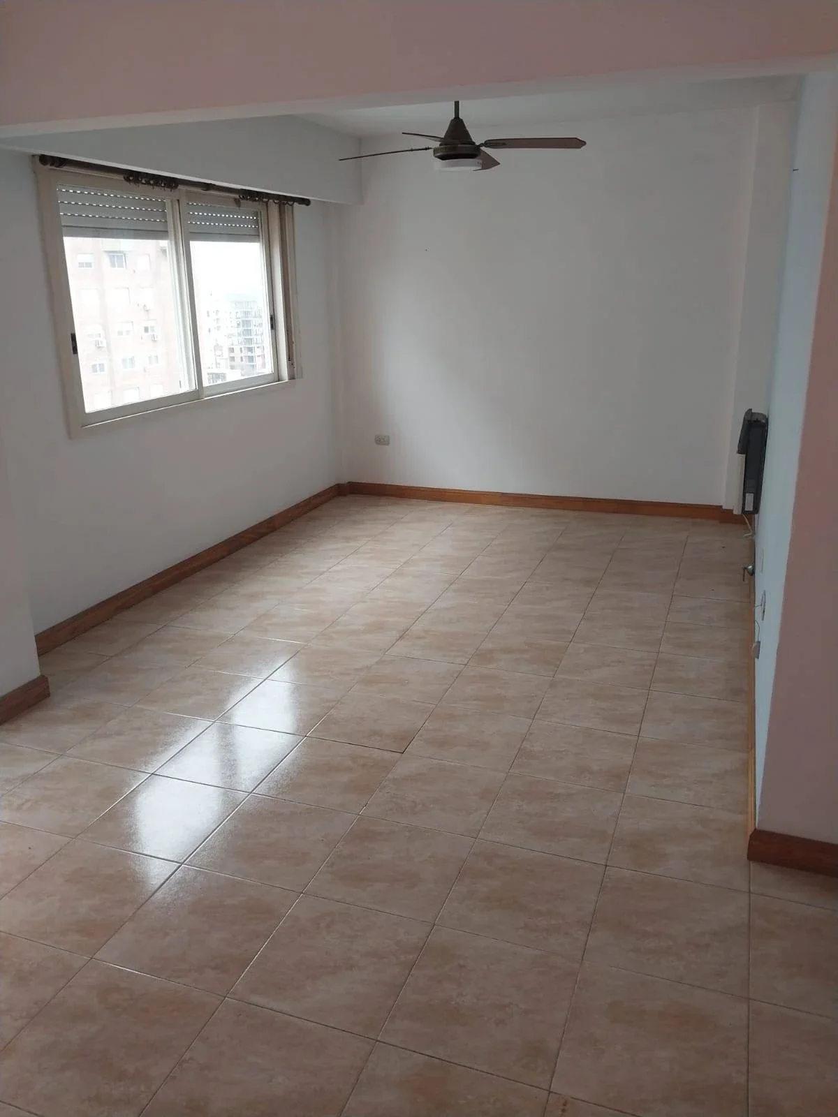 Departamento en alquiler de 2 dormitorios con cochera en Pergamino - Imagen 4