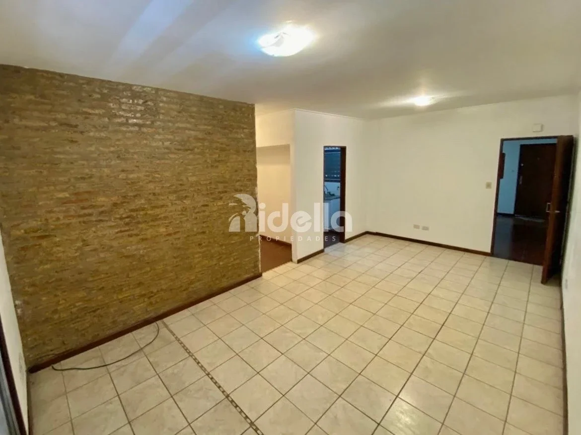 Venta depto. 2 dormi - Balcón al frente - Zona Universitaria - Apto banco - Imagen 3